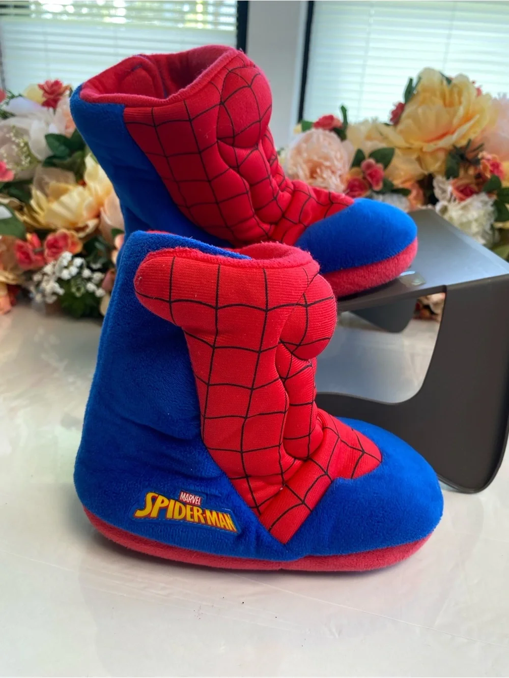 Spider-Man Kids Plush Slipper Bundle 2 Pairs Red Size 9/10 Cozy Indoor Shoes